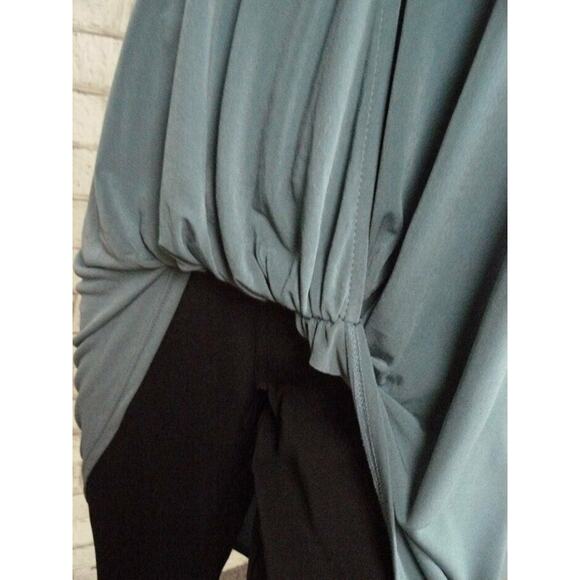 $65 Noir Dusty Teal Twist Front High Low Hem Vneck Loose Fit Tunic Top XS NEW - Picture 6 of 7